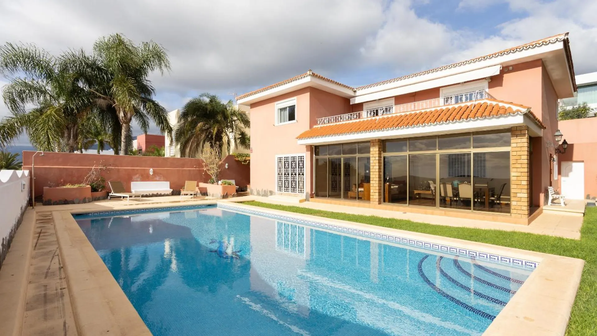 One & Only Sports And Relax Villa Heated Pool By Eden Rentals Tabaiba Espanha